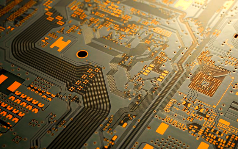 PCB采购：如何在众多供应商中找到性价比最高的那一款？